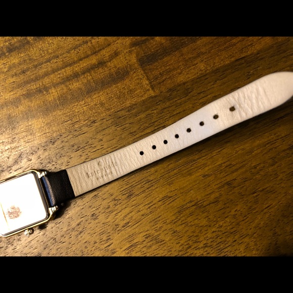 Kate Spade ♠️ Watch - Picture 6 of 7